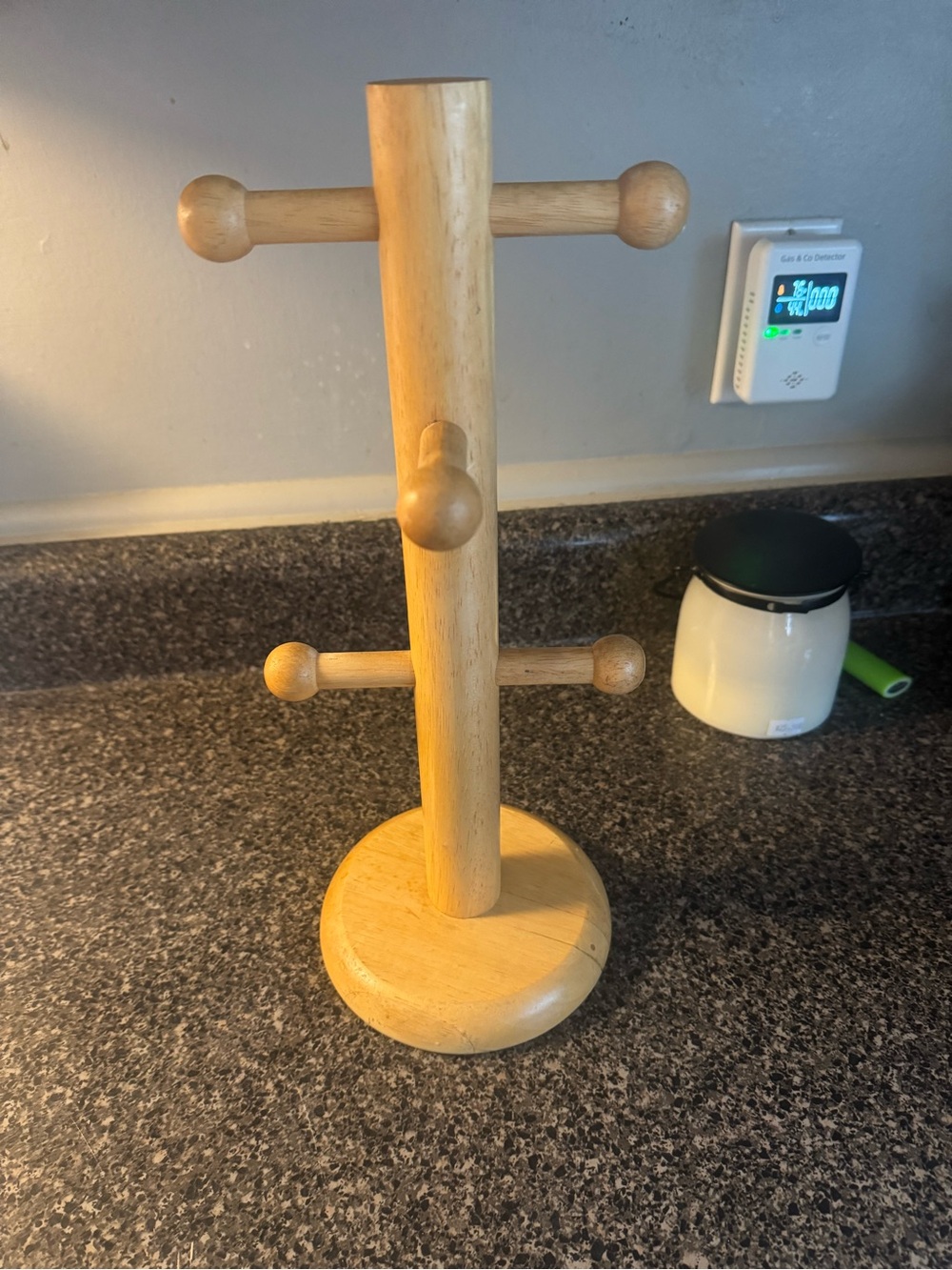 Wooden Mug Tree Stand - Natural Light Wood